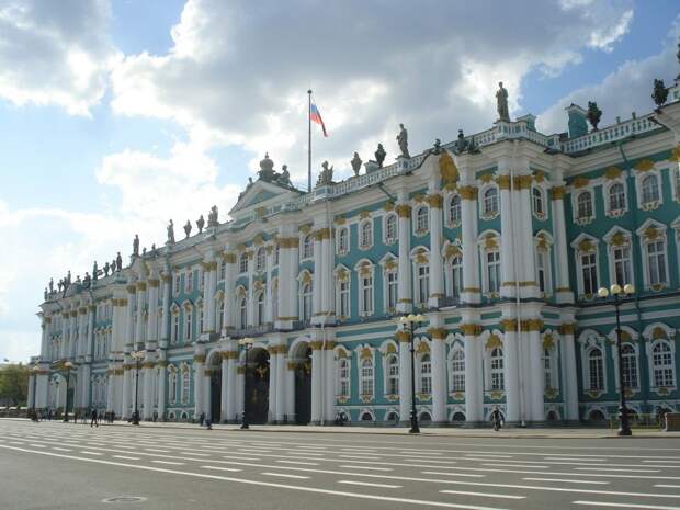 В Петербурге в честь Дня города пройдет концерт «Классика на Дворцовой»