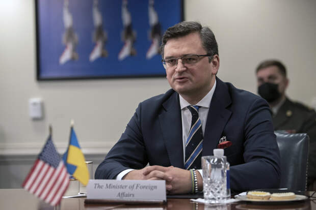 Глава МИД Украины Кулеба сводил приехавшего в Киев Блинкена в пиццерию