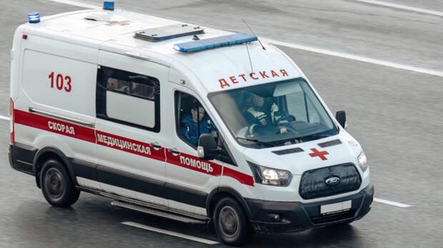 Четверо непристегнутых детей пострадало в ДТП с эвакуатором в Петербурге