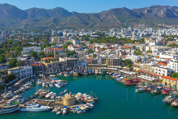 На Кипре обвинили президента Христодулидиса в незаконном финансировании кампании