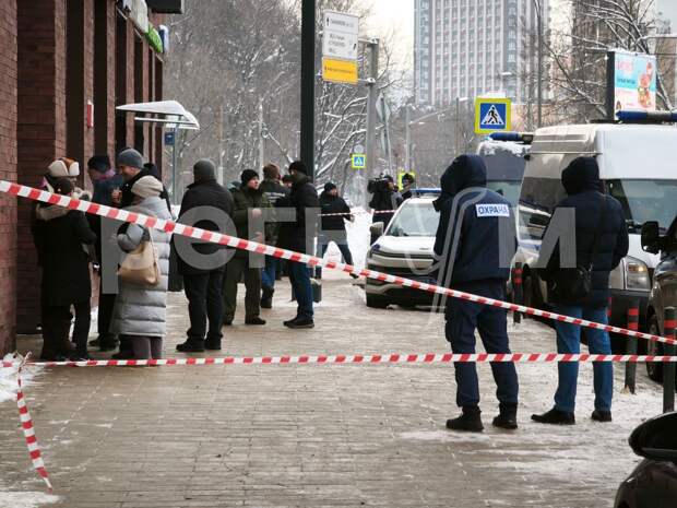 Песков: Путину докладывают о расследовании покушения на генерала Алексеева