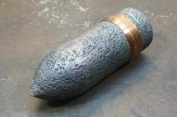 Как из бронебойного снаряда времен Второй мировой получился великолепный клинок Как из бронебойного снаряда времен Второй мировой получился великолепный клинок