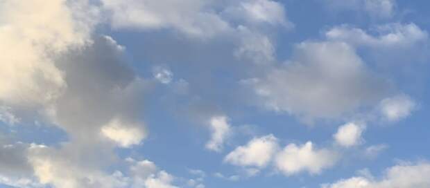 В Туле жители сообщили о громких хлопках в небе над городом