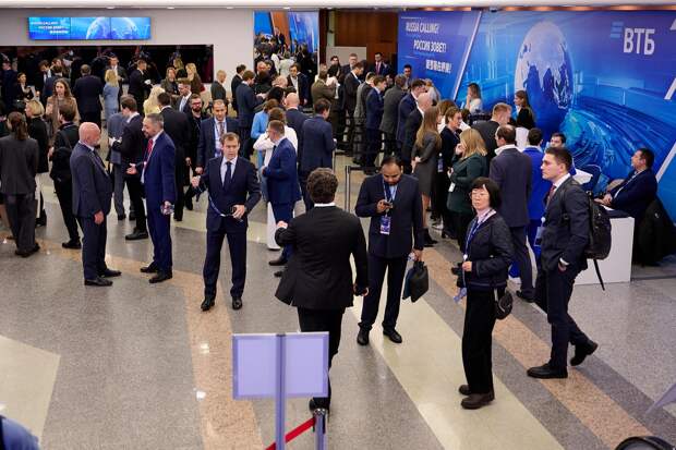 Наличные накопления перетекают в банки: в 2024 году объем сбережений россиян вырастет на 26%