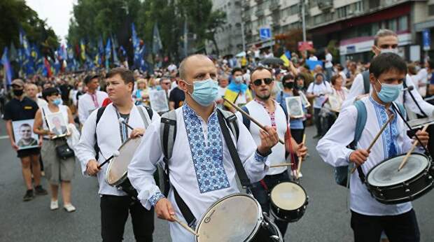 Самоуправление против самоуправства. Местные выборы как последний шанс Украины