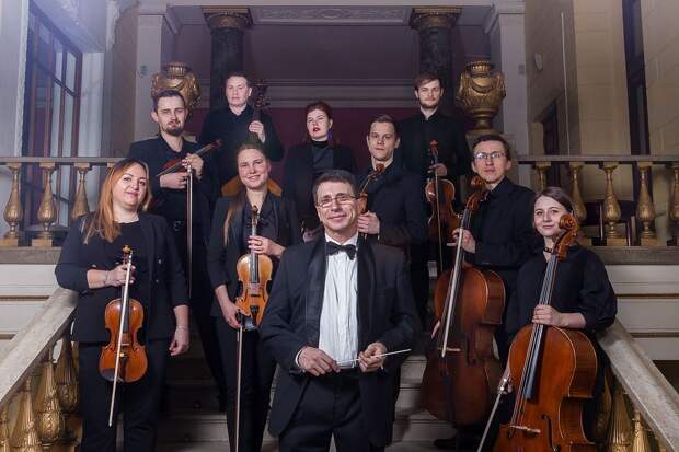 Концерт «Вивальди и Пьяццолла в Старый Новый год» в Зеркальном зале «Москонцерта»