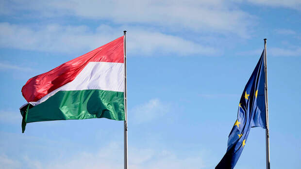 В МИД Венгрии предупредили, что Европа попадет в зависимость от США при отказе от газа РФ