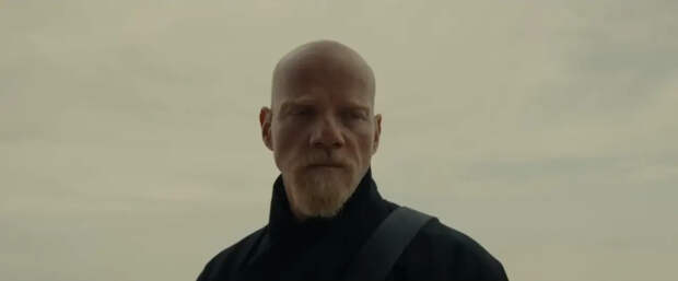 Юрий Колокольников шёпотом представил своего "самого доброго котика"