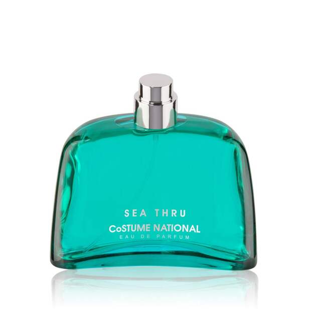 Парфюмерная вода Sea Thru, Costume National, 6960 руб. («Рив Гош»)