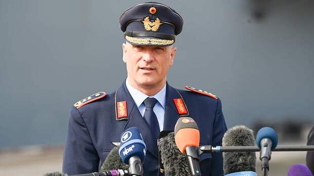 В Германии закрыли дело против главы ВВС из-за Крымского моста