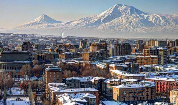 В России армян стало больше,  чем в Армении — что делать с Арменией?!