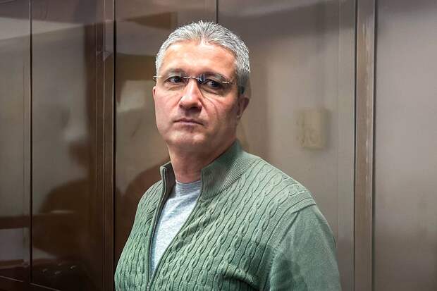 Суд решит вопрос об отправке бывшего замминистра обороны Иванова на СВО