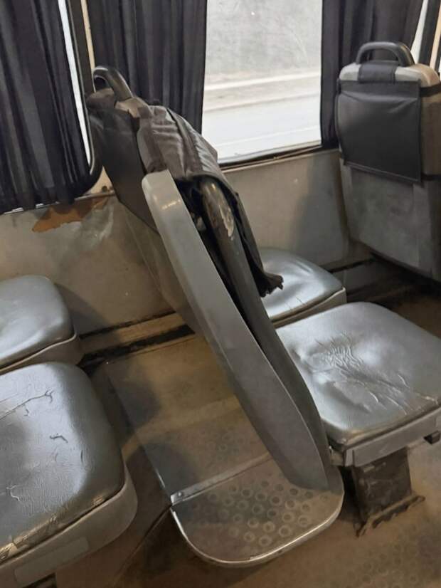 Состояние кресел в маршрутке №42а