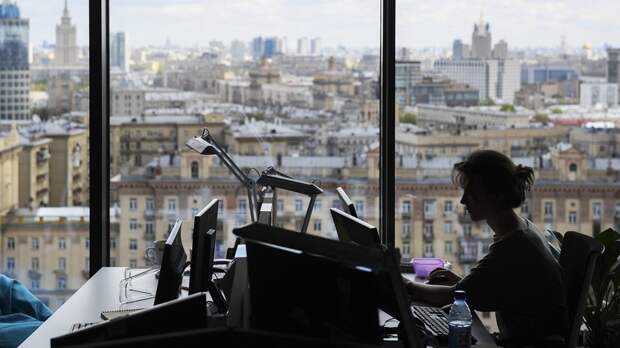 Следующие выходные в России будут трёхдневными