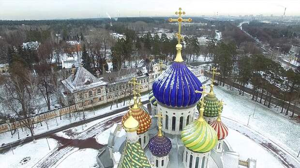 Храм Спаса Преображения в Переделкине. Фото: Православие.Ru
