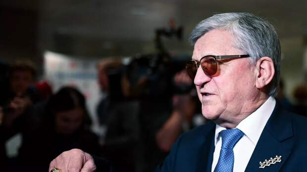 Тихонов — Самуэльссону: мы утопили шведов в Чудском озере, пусть не тявкает на Россию