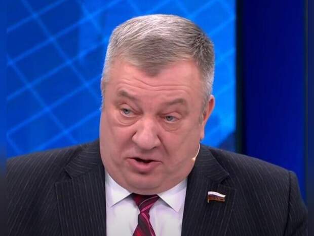 Депутат Госдумы обвинил зампреда и министра ЖКХ Забайкалья в системной халатности