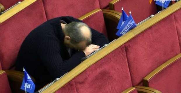 Без палева! Или чем заняться, пока никто не видит (37 фото + 2 гиф)