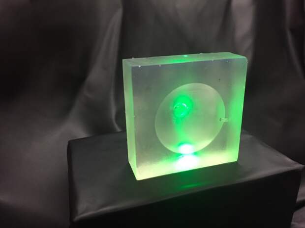 Ученые создали линзу уточняющую работу лазера