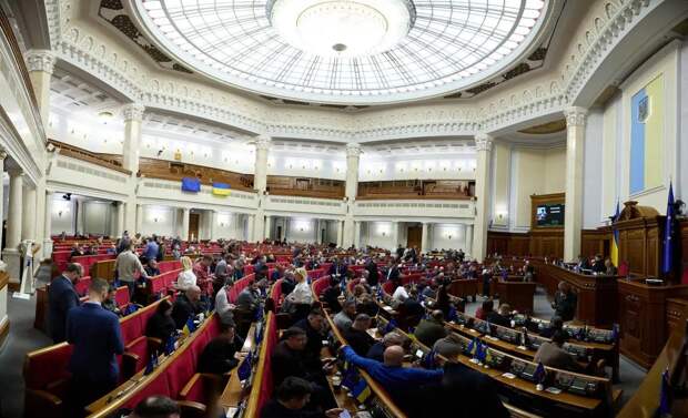 Нардепы ВРУ выступают за вывод ВСУ с Донбасса, но пока не в открытую