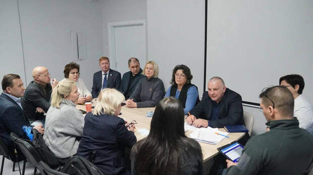 Комиссия с главой Росздравнадзора прибыла в Кузбасс для оценки работы роддома