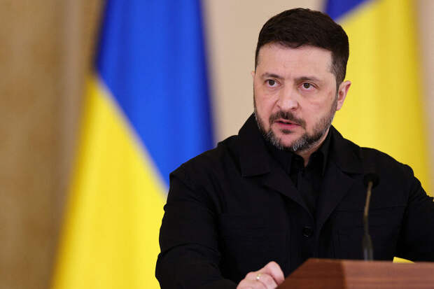 Политолог Блохин: визит Зеленского в Ереван — это сигнал для России