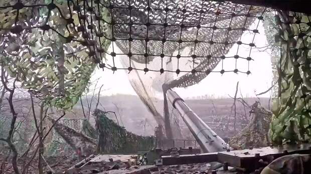 Т-80БВМ разрушили убежища дроноводов врага на Харьковском направлении