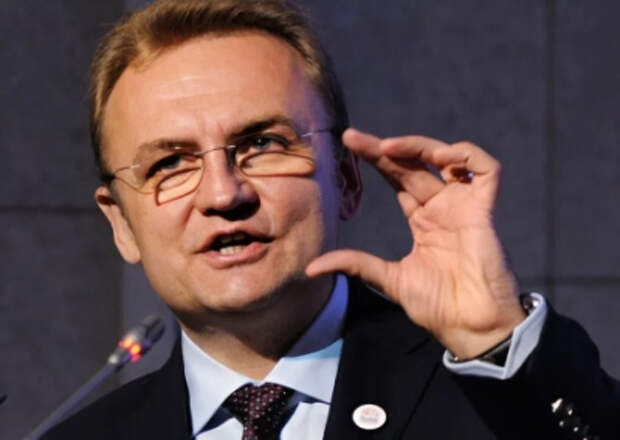 Мэр Львова Садовой возмущен обнаружением в своём кабинете шпионского «жучка» Мэр Львова Садовой возмущен обнаружением в своём кабинете шпионского «жучка»