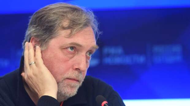 Путин присвоил Никите Высоцкому звание заслуженного работника культуры