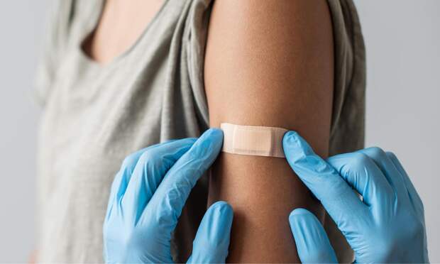 Чем и как обрабатывать послеоперационный шов в домашних условиях