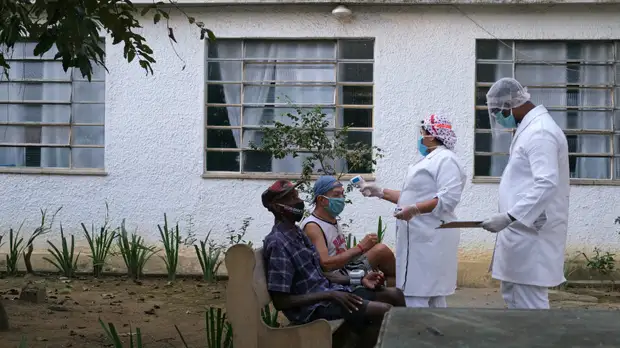 В Бразилии за сутки зафиксировали 17 110 новых случаев коронавируса