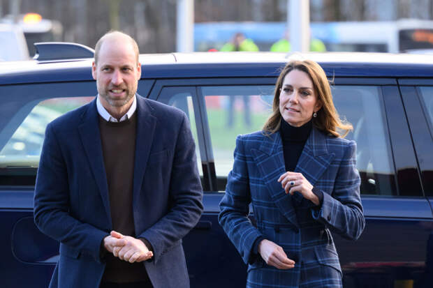 Принцесса Кейт Миддлтон и принц Уильям вышли на публику в Шотландию