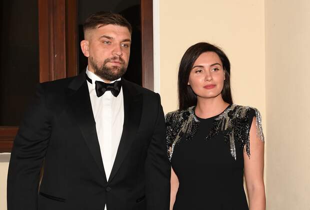 Жена Басты рассказала о сложностях поддержания стройности в 45 лет