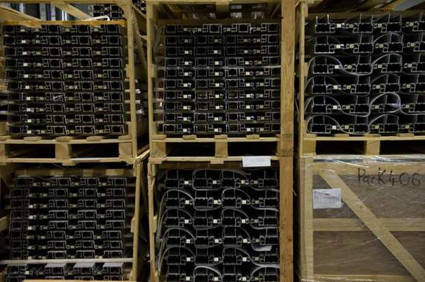 Петербург и Узбекистан обсудили кооперацию в производстве тканей и техники