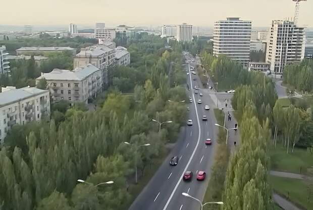 Донецк. 1986 год. https://t.me/webmoney_dn/313504Video: Видео от Донецкая группа новостей|Донецк.ДНР