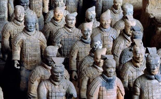 Фото Яндекс Картинки. Глиняная армия императора Цинь Шихуанди