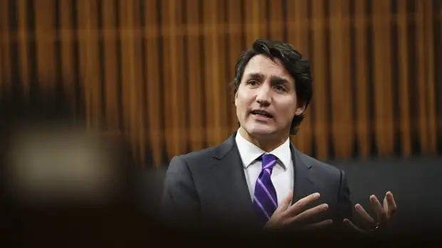 Премьер Канады Трюдо: протесты дальнобойщиков блокируют экономику страны