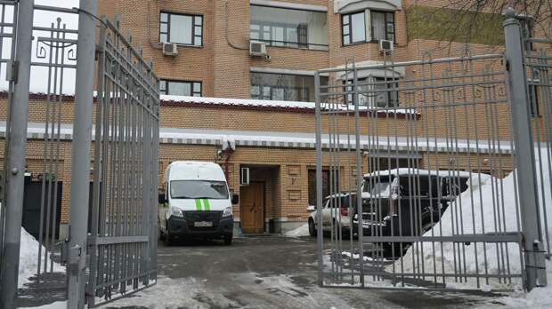 Адвокат: приставы передали Лурье ключи от квартиры в Хамовниках