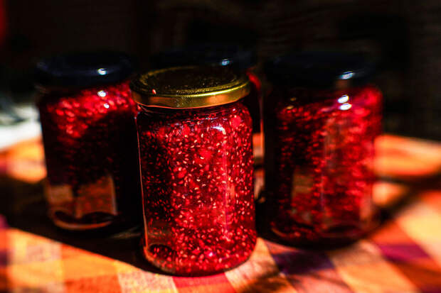 РИА: семья владельца пекарни Машенька ест варенье только из подарка Путина