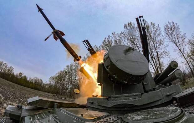 Российская армия поразила аэродром ВСУ в Донбассе