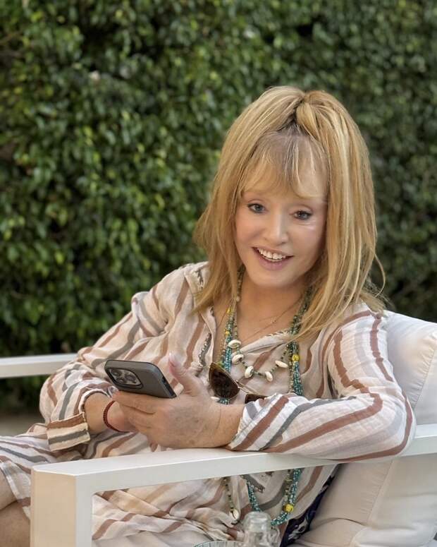 РИА Новости: Пугачева продлила право на товарный знак «Алла Борисовна» в России