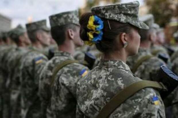Рада сделала День защитника Украины гендерно-сбалансированным