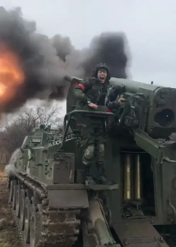 Жуткая картина — бомбардировка «Азовстали» с воздуха 17.04.22