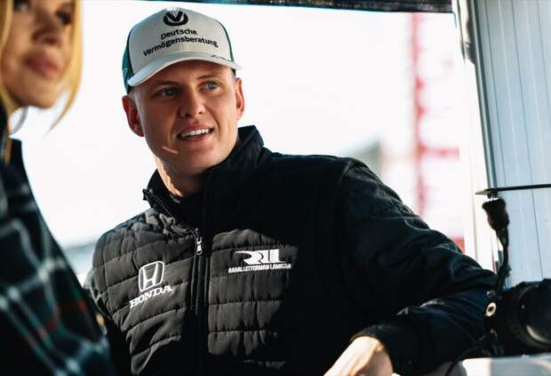 Официально: Мик Шумахер проведет полный сезон в IndyCar в 2026 году