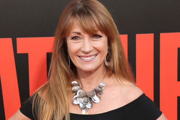 «Я совсем не чувствую себя старой»: 74-летняя Джейн Сеймур призналась в активной сексуальной жизни