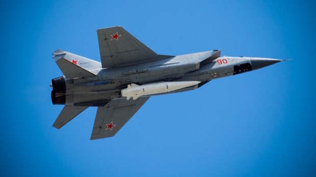 ВС РФ ударили "Кинжалами" по энергетической инфраструктуре ВСУ и местам производства БПЛА