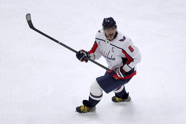 Гол Овечкина помог "Вашингтону" победить "Оттаву" в НХЛ