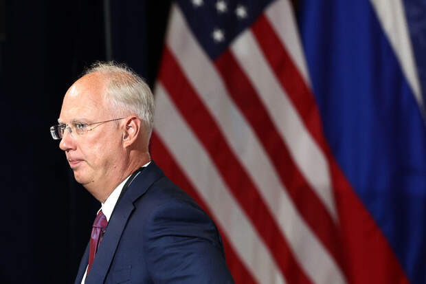 Дмитриев назвал демоническими нарративами заголовок статьи газеты NYT