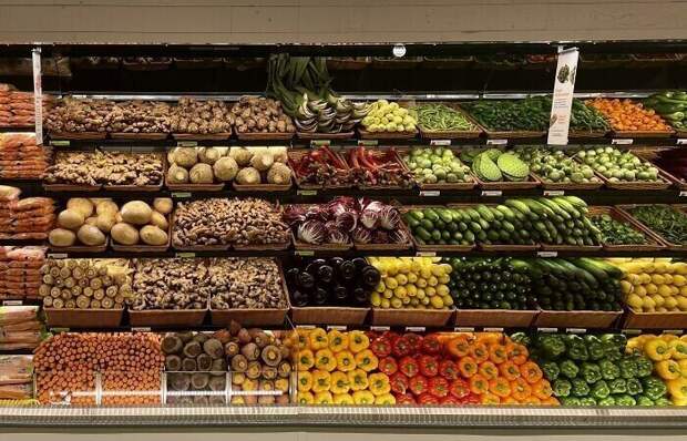 Овощи в магазине