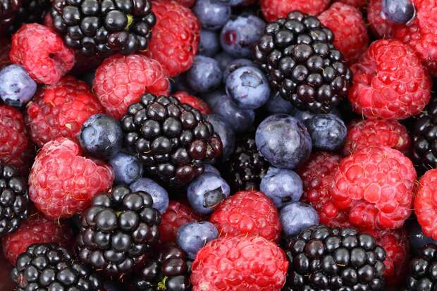 Нутрициолог Веселова: Химикаты в ранних фруктах могут плохо влиять на организм